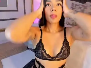 Naylagrey  live sex cam