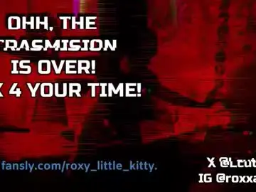 The_kitty_roxy  live sex cam