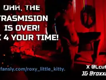The_kitty_roxy  live sex cam