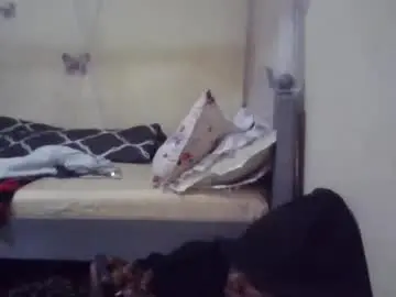 Bigclit030  live sex cam