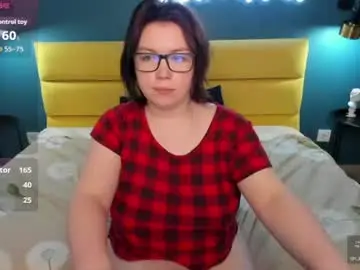 Emily_amorre  live sex cam