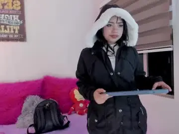 Emma_soffia_  live sex cam
