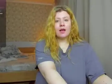 Heelga  live sex cam