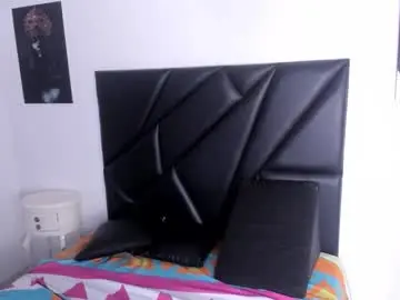 Katyy_luv  live sex cam