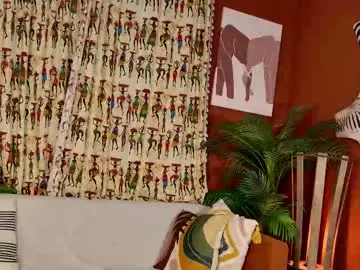 Mila_milks  live sex cam