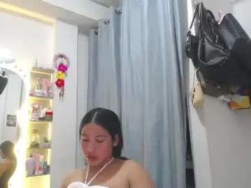 Mommy_dulce  live sex cam