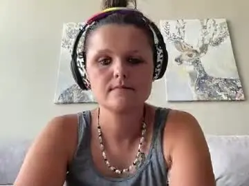 Someonesday  live sex cam