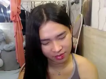 Your_twinkletoes18  live sex cam