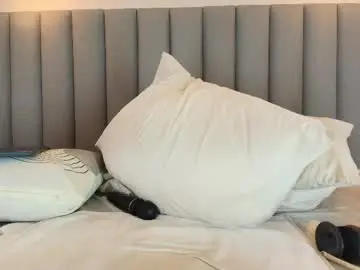 Abbymonroee  live sex cam