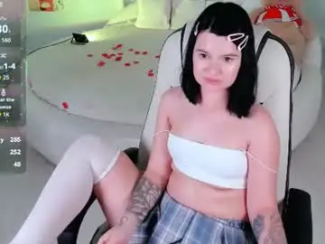 Amlie_mini  live sex cam