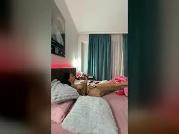 Erotikeva  live sex cam