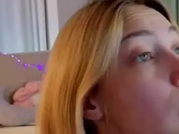 Jolyndeb  live sex cam