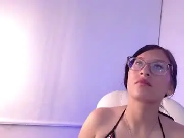 Mia_gold07  live sex cam