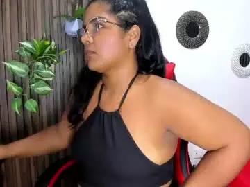 Mommy_huge_ass  live sex cam