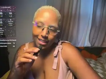 Naomigiirl6  live sex cam