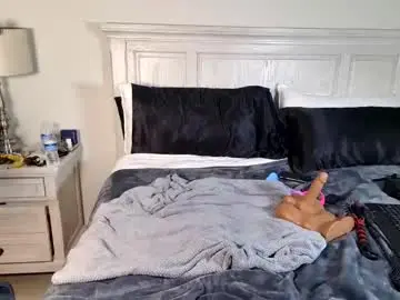 Sexymilf3434  live sex cam