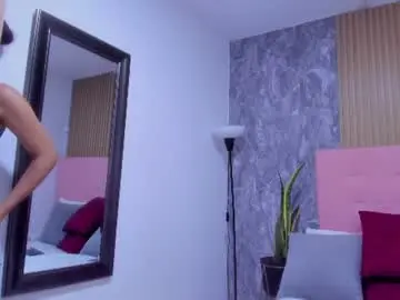 Susangray3  live sex cam
