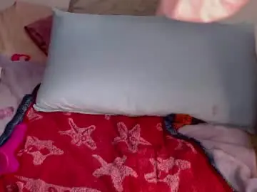 Sweetkiitty3  live sex cam
