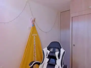 Yara_gomez1  live sex cam