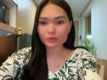 Yrdrmgrl_jennie26  live sex cam