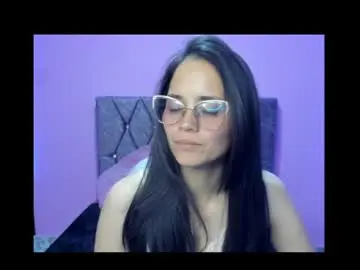 Abriltompson  live sex cam