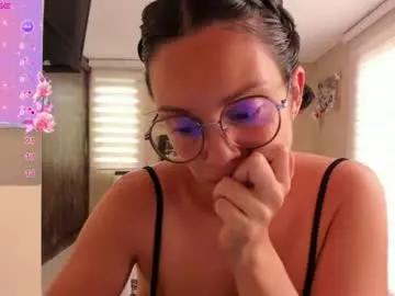 Anabel_25  live sex cam
