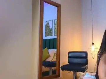 Carolineharris_  live sex cam