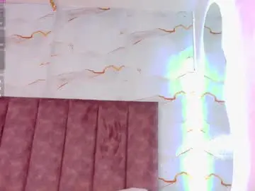 Cheneelllorens  live sex cam