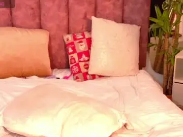 Cheneelllorens  live sex cam