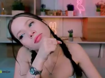 Keuli_li  live sex cam