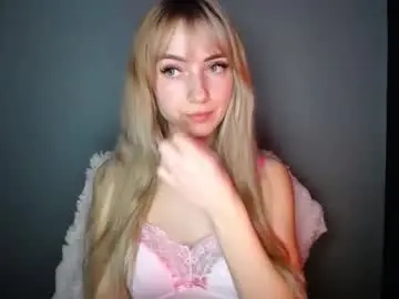 Luciacam20  live sex cam