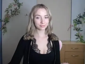 Luciacam20  live sex cam