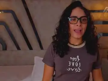 Niavera  live sex cam