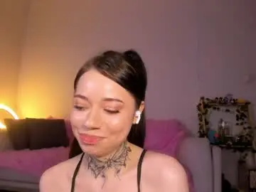 Nymph_bliss  live sex cam