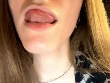 Odelinabain  live sex cam