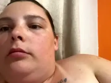 Sexymumma28  live sex cam