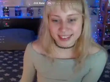 Silvercherub  live sex cam