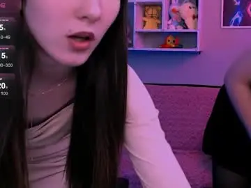 Bella_dorn  live sex cam