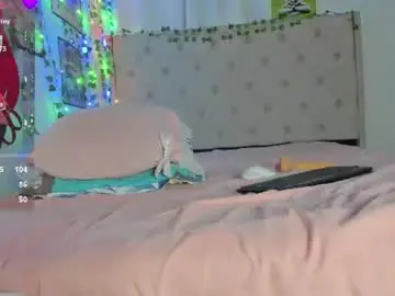 Emi_henao  live sex cam