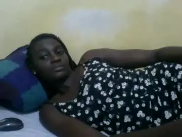 Freaky_reina  live sex cam