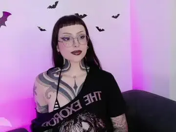 Herinfernalmajesty  live sex cam