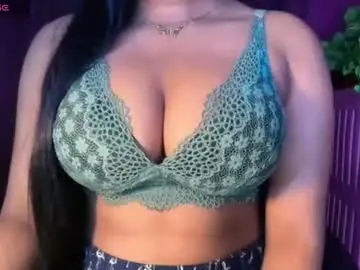 Indian_raya  live sex cam
