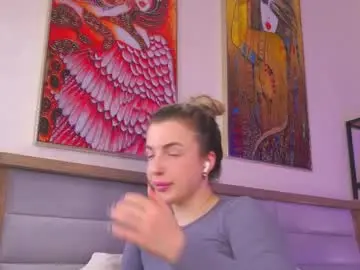 Islandladies  live sex cam