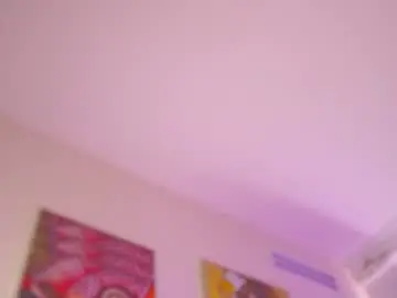 Islandladies  live sex cam