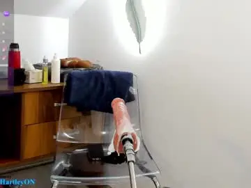 Karlahartley  live sex cam