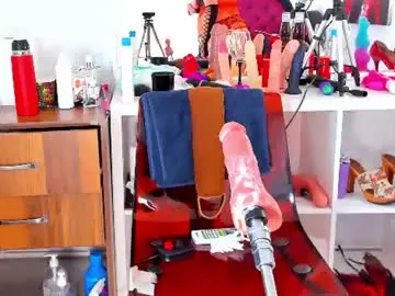 Karlahartley  live sex cam