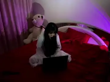 Rina_klay  live sex cam