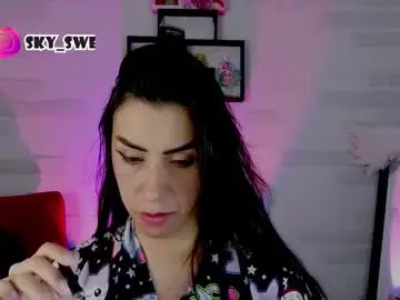 Sky_girl1  live sex cam