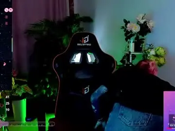 _helencarter  live sex cam