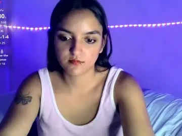 Ari_20_  live sex cam